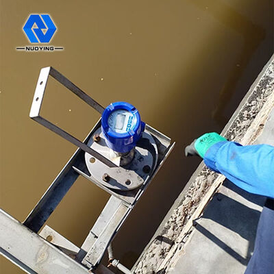 ราคาดี 80GHz ระดับราดาร์ เครื่องส่งที่เหมาะสําหรับถังขนาดใหญ่และถังขนาดเล็ก 4-20mA /HART/RS485/Modbus การออกสัญญาณ ออนไลน์